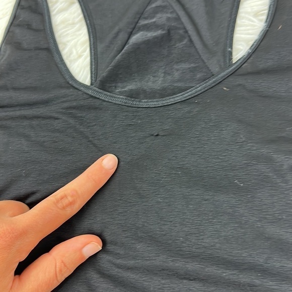 Lululemon Essential Tank Pleated *Jersey Black - Picture 4 of 7